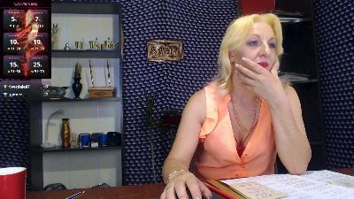 Nadin_slut live cam on Cam4