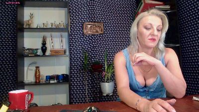 Nadin_slut live cam on Cam4