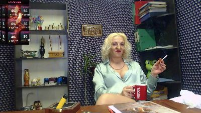 Nadin_slut live cam on Cam4