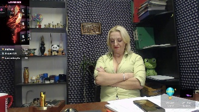 Nadin_slut live cam on Cam4