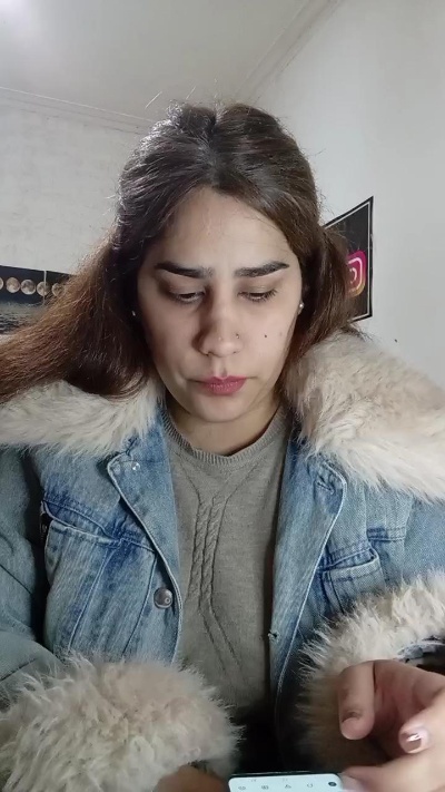 Nahiarabiel live cam on Cam4