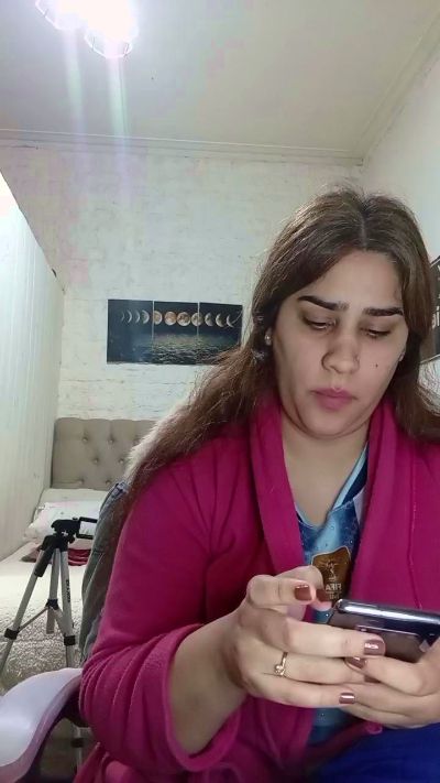 Nahiarabiel live cam on Cam4