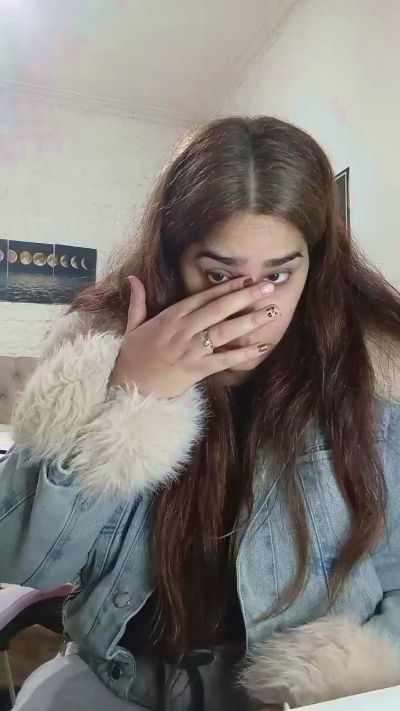 Nahiarabiel live cam on Cam4