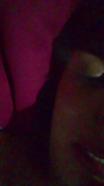 Nahiii live cam on Cam4
