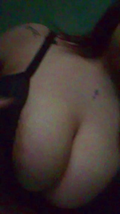 Nahiii live cam on Cam4