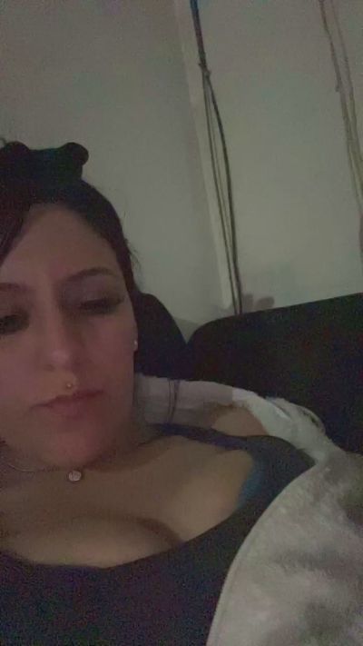 Nahirrrr live cam on Cam4