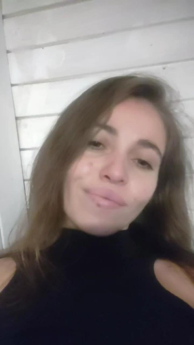 Naiara31 live cam on Cam4