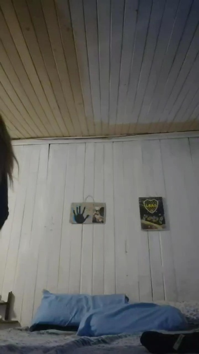 Naiara31 live cam on Cam4