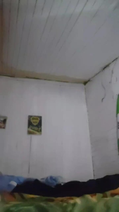 Naiara31 live cam on Cam4