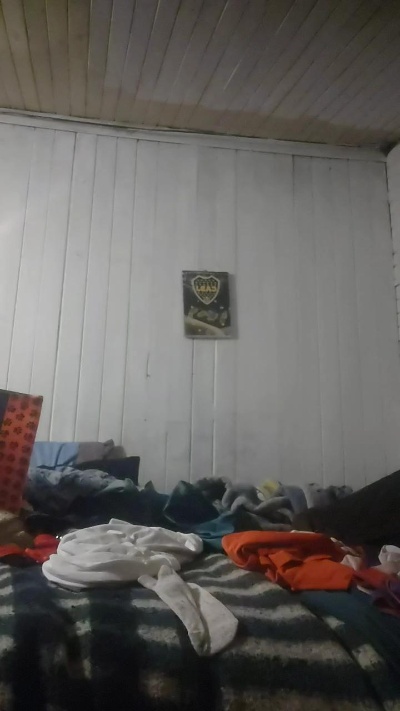 Naiara31 live cam on Cam4