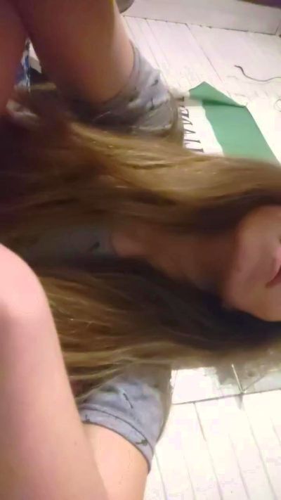 Naiara31 live cam on Cam4