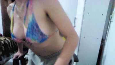 Naiara31 live cam on Cam4