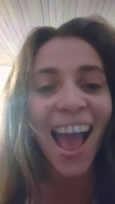 Naiara31 live cam on Cam4