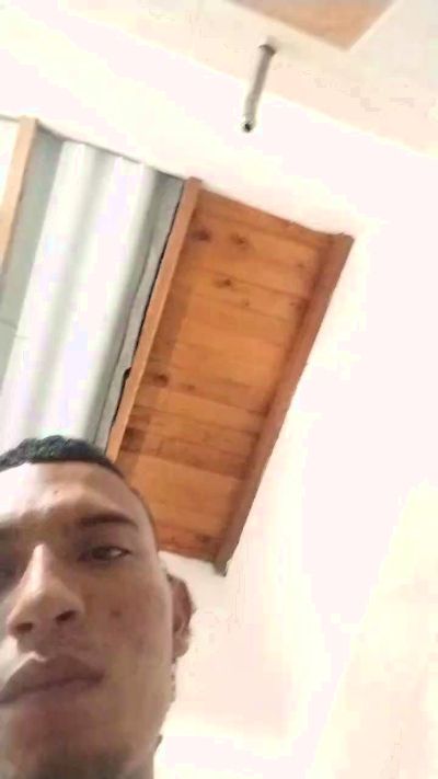 Naird_49 live cam on Cam4