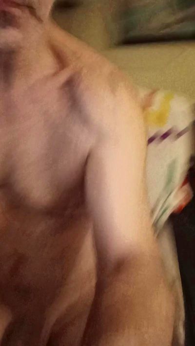 NakedG live cam on Cam4