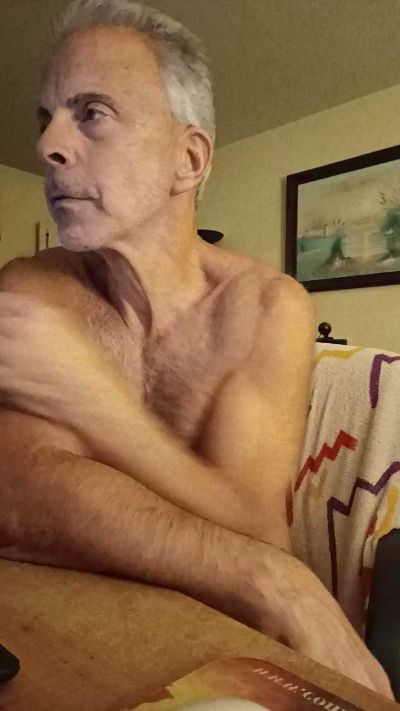 NakedG live cam on Cam4