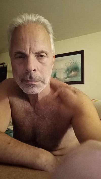 NakedG live cam on Cam4