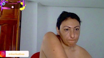 NanaJuicy live cam on Cam4