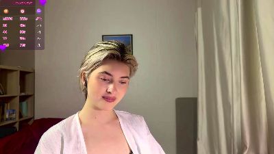 NanaLorr live cam on Cam4