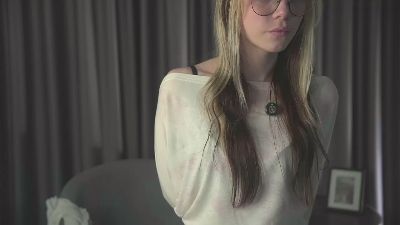 NanceyCrews live cam on Cam4