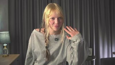 NanceyCrews live cam on Cam4