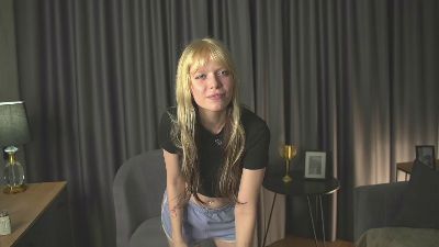 NanceyCrews live cam on Cam4