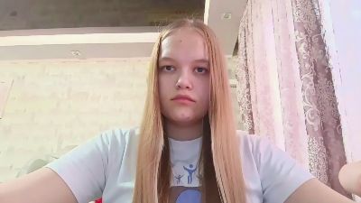 NancieUrteaga live cam on Cam4