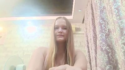 NancieUrteaga live cam on Cam4