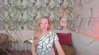 NancyGentle live cam on Cam4