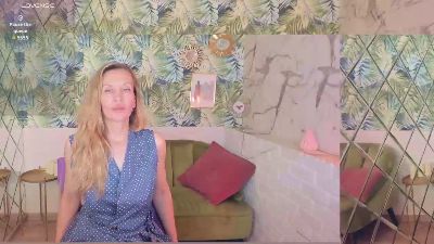 NancyGentle live cam on Cam4