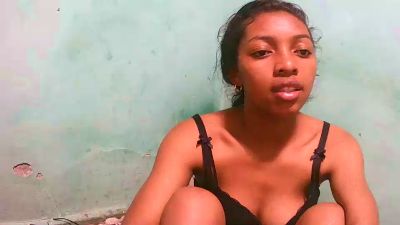 Nancyshine live cam on Cam4