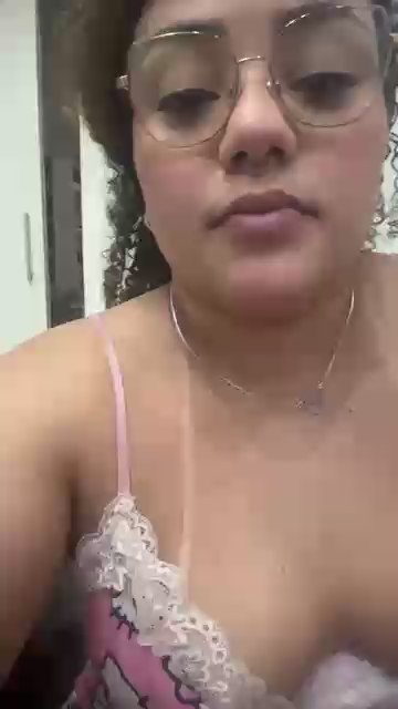 Nandafacefuck webcam