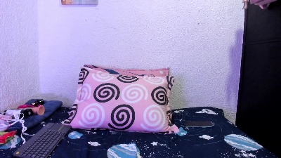 Naniis_wish live cam on Cam4