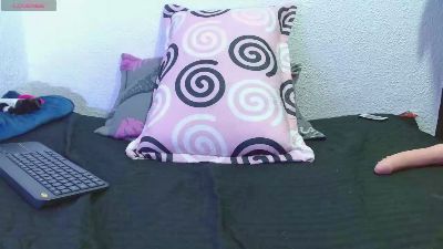 Naniis_wish live cam on Cam4