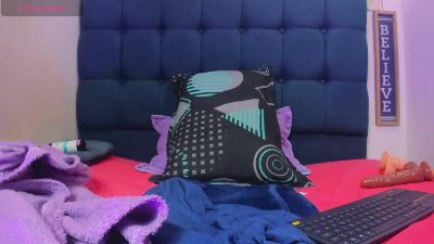 Naniis_wish live cam on Cam4