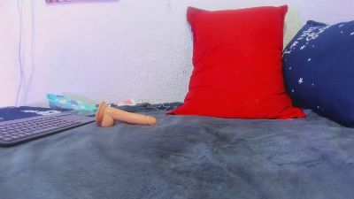 Naniis_wish live cam on Cam4