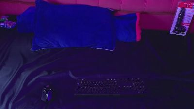 Nanis_James webcam