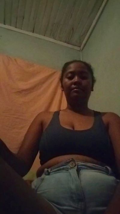 Nanou02 live cam on Cam4