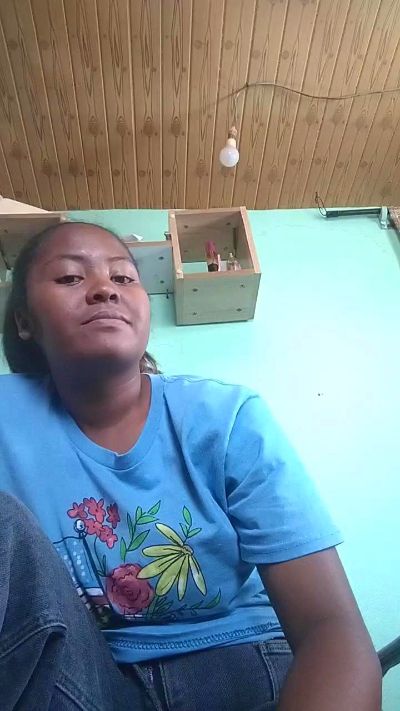 Nanou02 live cam on Cam4