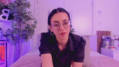 Naoimi_May live cam on Cam4