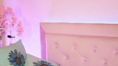 NaomiAmora live cam on Cam4