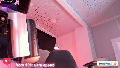 Naomi_Collins live cam on Cam4