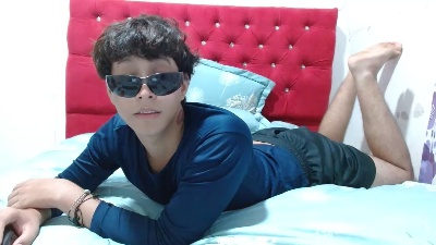 NarcisoXmoon2 live cam on Cam4