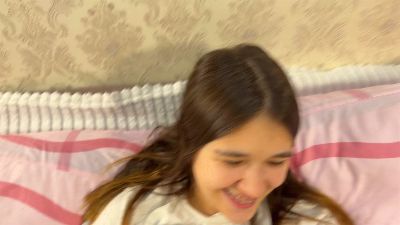 Narrow_lesbian live cam on Cam4