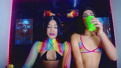 Nashla_D live cam on Cam4