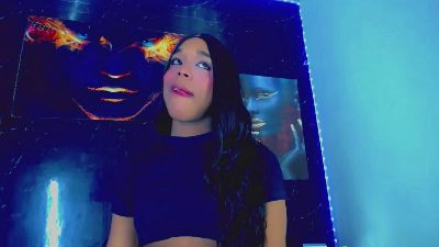 Nashla_D live cam on Cam4