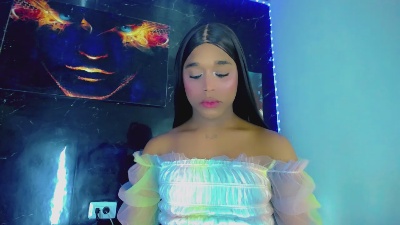 Nashla_D live cam on Cam4