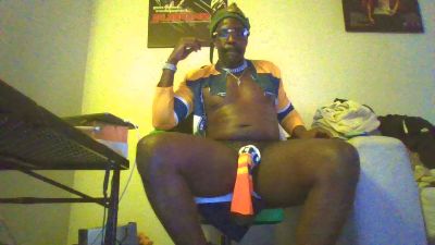 Nastydude39 live cam on Cam4