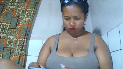 Nataach29 live cam on Cam4