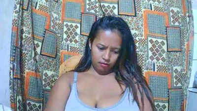 Nataach29 live cam on Cam4